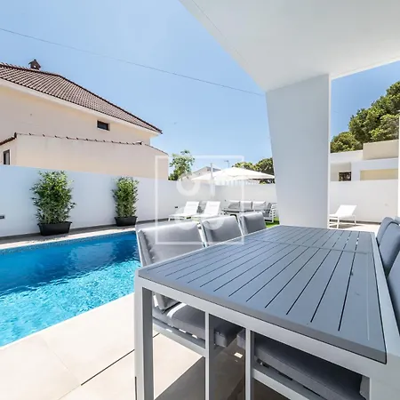 Coral, Chic Coastal Design, Saltwater Pool - By Oyoostays Torrevieja