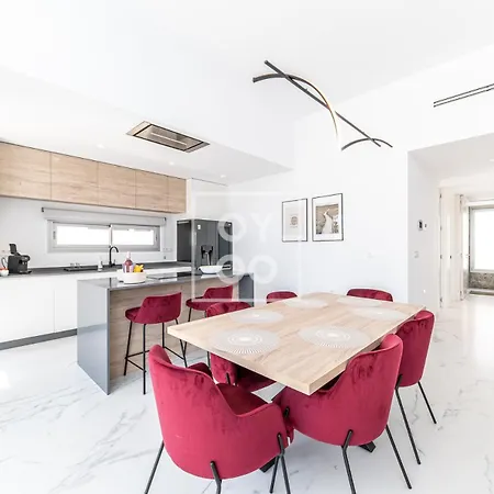 Coral, Chic Coastal Design, Saltwater Pool - By Oyoostays Torrevieja